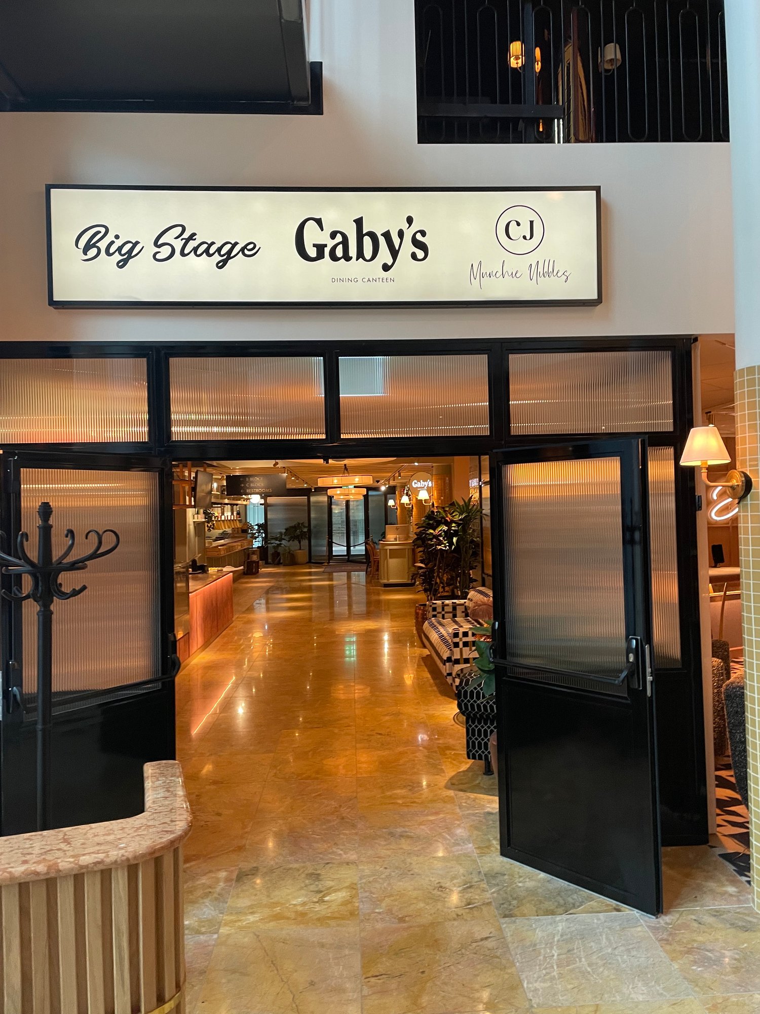 Jacyz Big stage entre